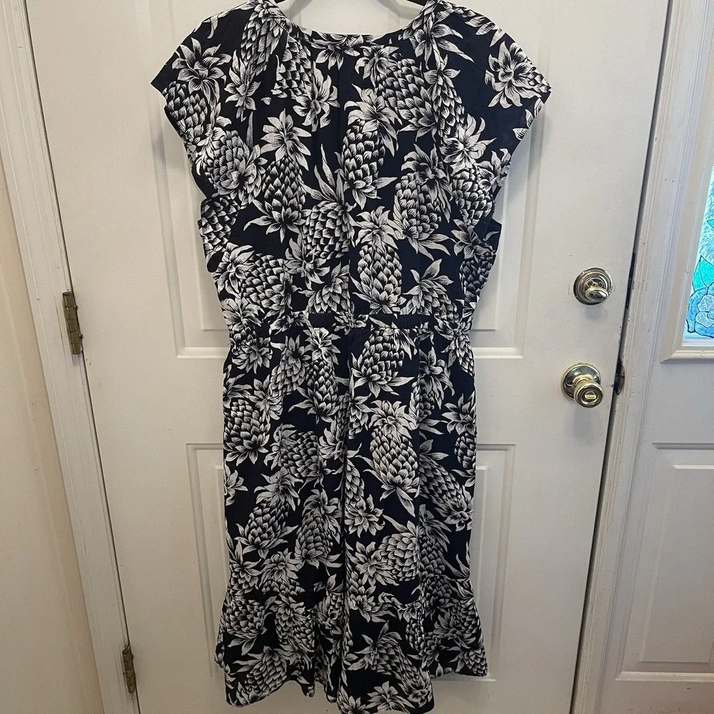 J.Crew 14 Pineapple Print Crinkle‎ Midi Dress Flutter Sleeves Pockets Navy White